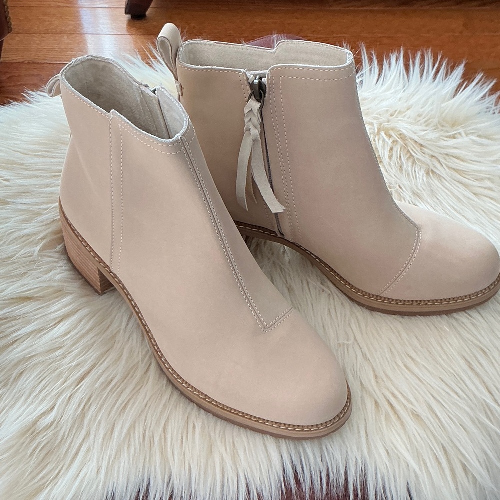 Toms Beige Ankle Booties